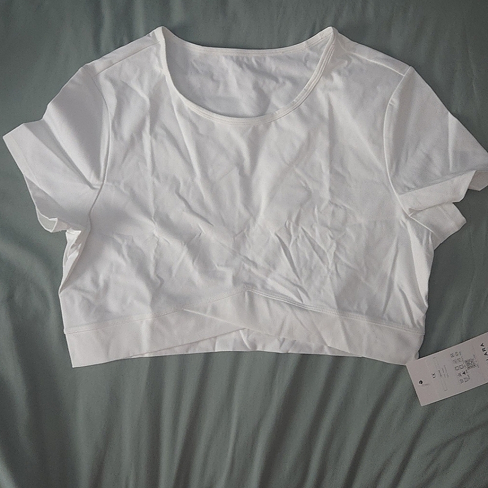 Halara Sports Crop Top